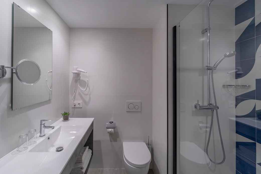 double room hotel florida magaluf wc double room hotel florida magaluf wc