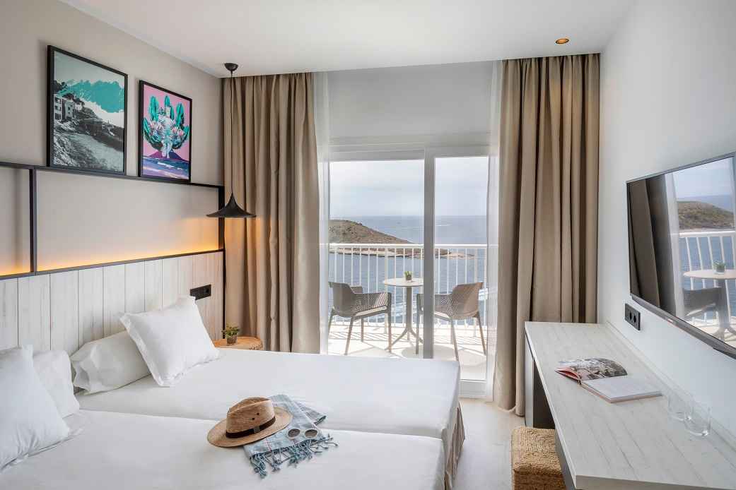 Double room sea view hotel florida magaluf Double room sea view hotel florida magaluf