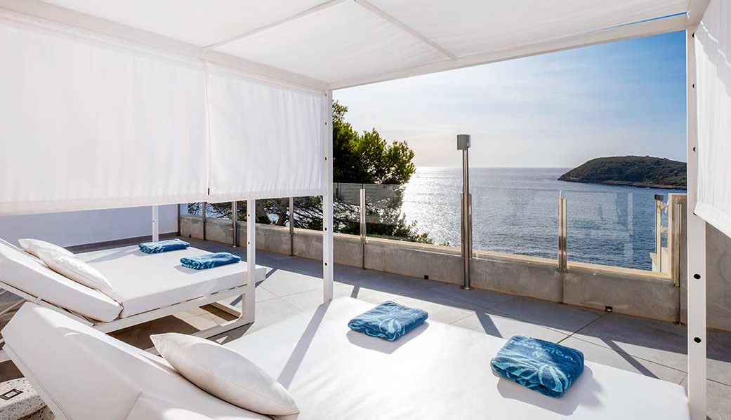 otras instalaciones camas balinesas hotel florida magaluf otras instalaciones camas balinesas hotel florida magaluf