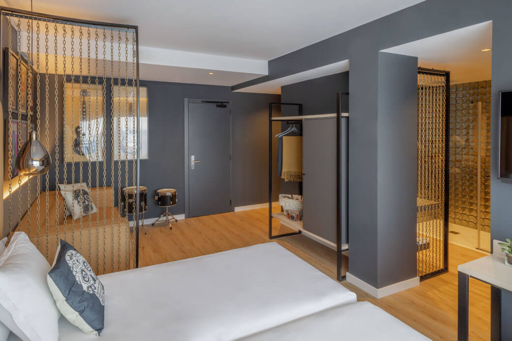 hotel florida suite startmeup
